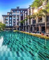 Lujiang Mega Hotel