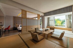 Lujiang Mega Hotel