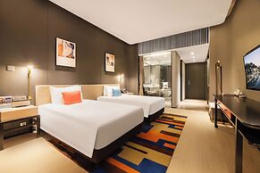 Lujiang Mega Hotel