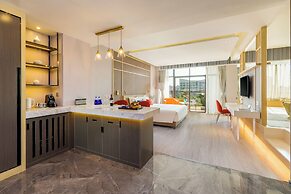 Lujiang Mega Hotel