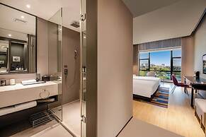 Lujiang Mega Hotel