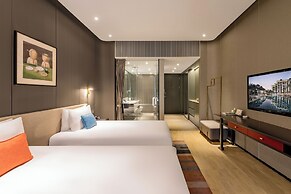 Lujiang Mega Hotel