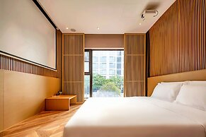 Lujiang Mega Hotel