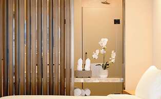 Donghu Resort Hotel