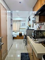 Acellyne's Suites at Green 2 Residences