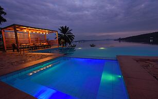 Divine Resort & Spa