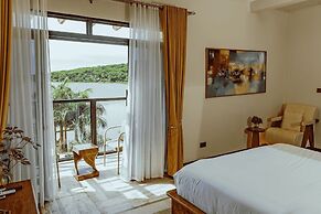 Divine Resort & Spa