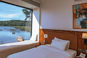 Divine Resort & Spa
