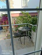 Mia Hill Suites