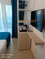 Mia Hill Suites