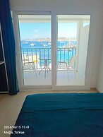 Mia Hill Suites