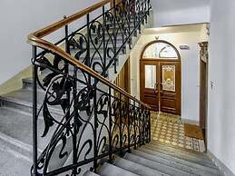 Residence Dobrovskeho 30