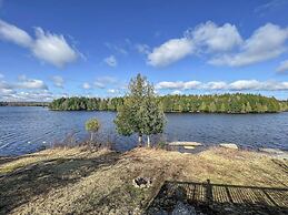 Ahmic Lake Resort's Black Bear Cottage