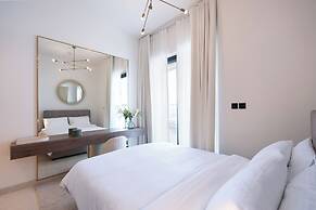 Aesthetic 2BR Luxury Living in B. Bay