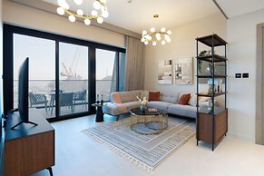 Spacious 2BR Canal View - Heart of B Bay