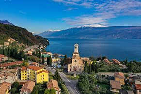 Sergio Il Gufo - Orange in Historic Cente