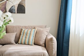 Acropolis Muses - Downtown Luxury Apartments