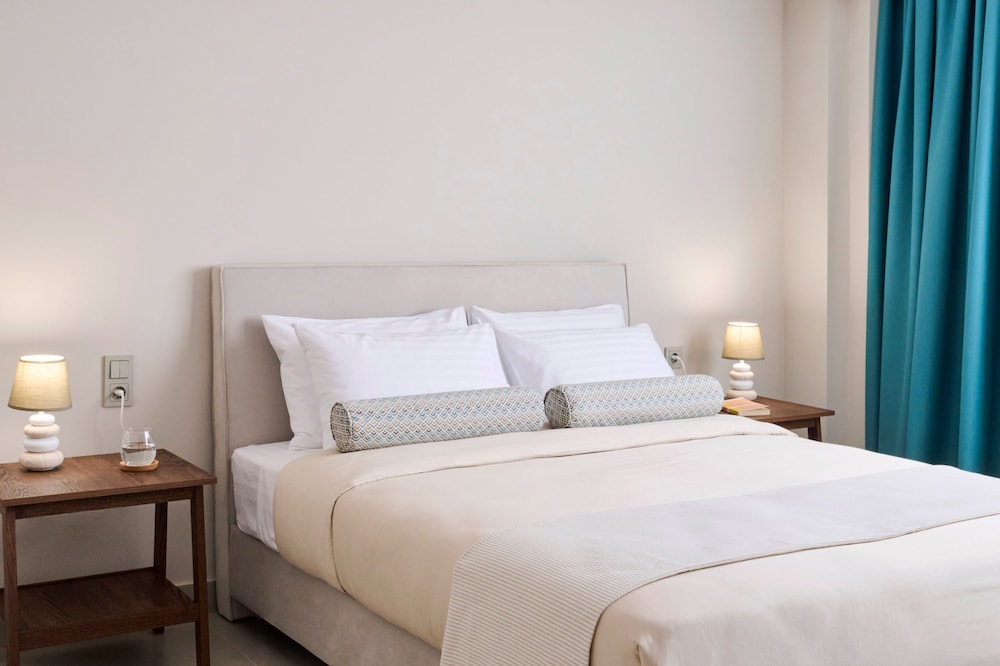 Acropolis Muses - Downtown Luxury Apartments