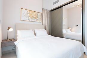 Trendy 2 Bed in Binghatti Canal