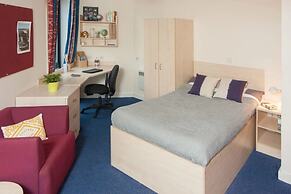For Students Only - McDonald Road in Edinburgh - Campus Accommodation