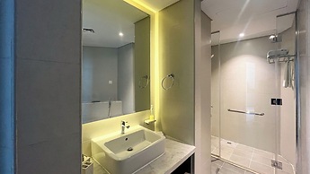 Centrally Located Cozy Burj Khalifa view