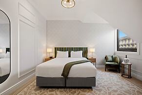 The Clements Hotel