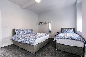 Maritime House I