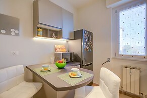 Alel Classy And Chic Apartment