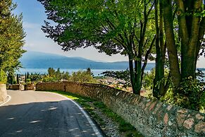 Casa Angela Lake View