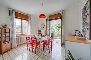 The Bon Ora Apartment