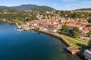 Leonardo House Garden Stresa Center