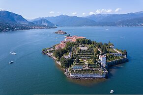 Riccardo House Stresa