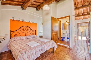 Thyme apt With Shared Pool
