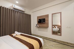 The Gleam Hotel