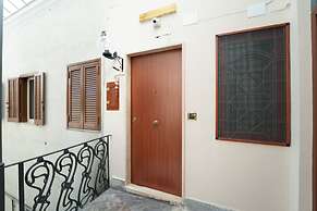 Casa Raffaela with Terrace by Wonderful Italy