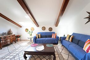 Casa Raffaela with Terrace by Wonderful Italy