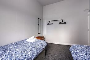 Maritime House II