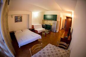 SMS Apartments