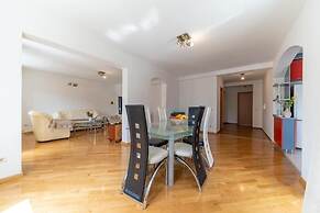 SMS Apartments