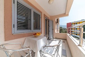 SMS Apartments