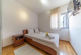 SMS Apartments