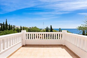 El Higueron Townhouse With Private Pool by Costarentals - Ref 252