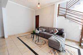 Friendly House