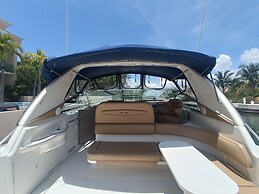 ALL EXCLUSIVE YACHT