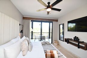 Hacienda Tuk by The Spot Rentals