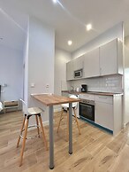 Charming Accommodation Near Ifema