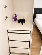 Charming Accommodation Near Ifema