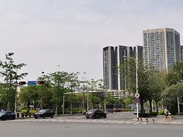 Interact China Fine Condo - Shenzhen Bay