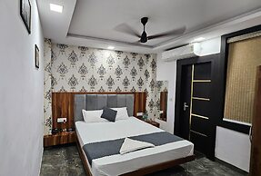 Jhansi Castle Inn