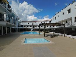 Paramount Gardens Resorts C202